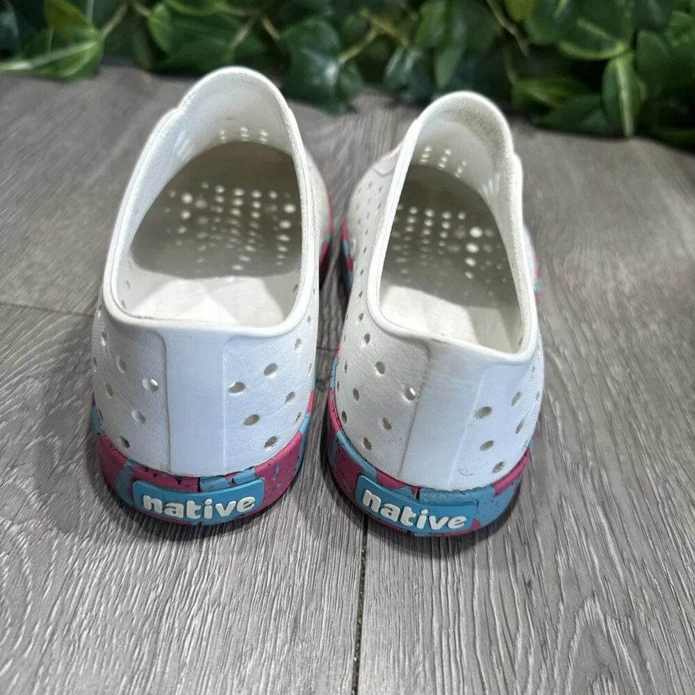 Native Jefferson Slip On Shoes Waterproof Size J1 Navy Blue Palm Marble Unisex